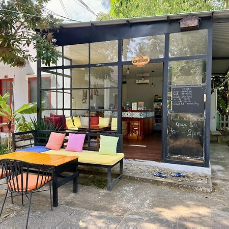 Chi Khu Co OngEden House & Coffee Con Daoアパートメント エクステリア 写真